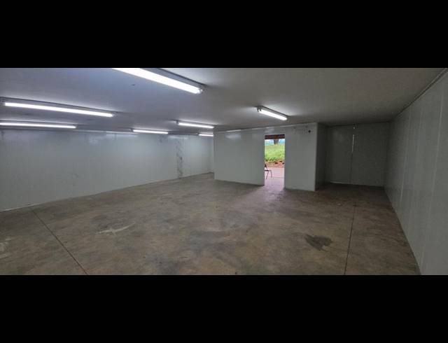 INDUSTRIAL PROPERTY TO RENT IN HALFWAY HOUSE